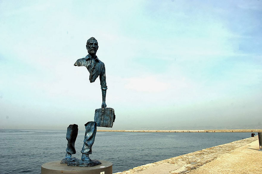 Les Voyageurs "The Travelers" Sculpture By Bruno Catalano In Marseilles, France